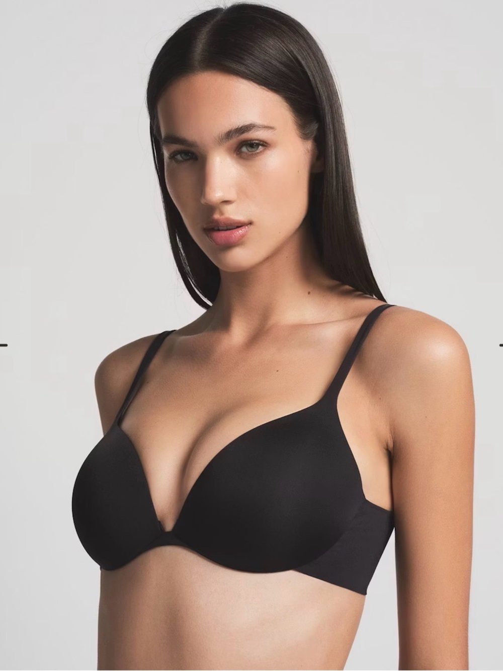 NWT SKIMS Black Plunge Push-Up Bra